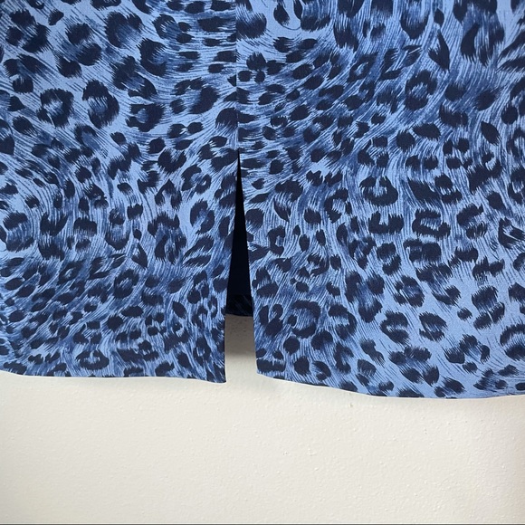 Maggy London (4) Leopard Print Blue on Blue 100% Silk Dress - Picture 8 of 9